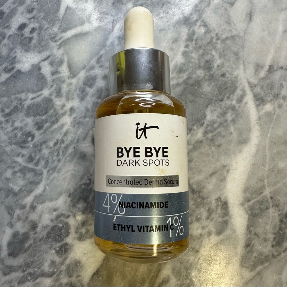 New It Cosmetics Bye Bye Dark Spots Serum